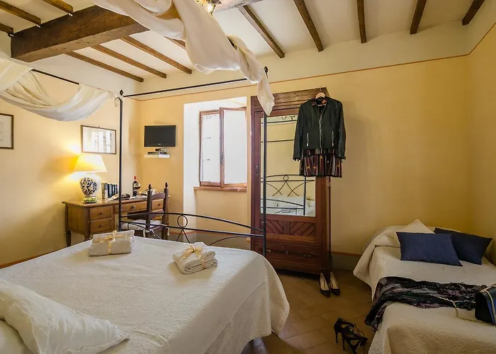 Luisella Holiday home Cortona